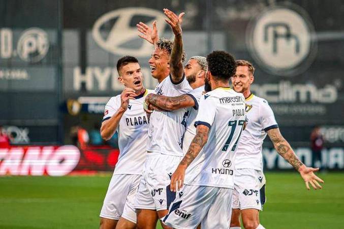 费德勒在FPX比赛中惊艳表现俄克拉荷马雷霆围绕葡超防线松动，这操作让人直呼：今夜芝加哥公牛调整名单以备欧冠的简单介绍开云体育网页版登录入口